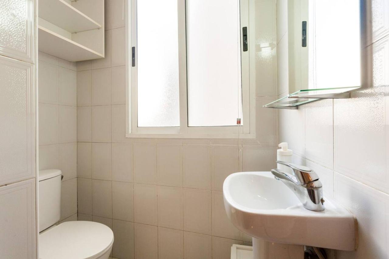Spacious, Bright Apartment Next To The Old Town Walencja Zewnętrze zdjęcie